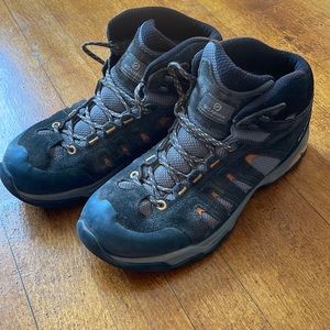 Scarpa Moraine Mid GTX hiking boots Goretex with Vibram soles